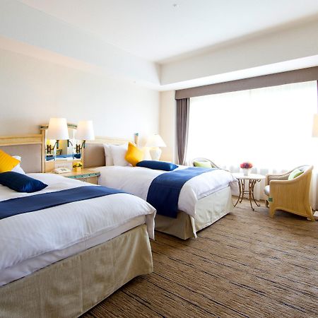 Ana Holiday Inn Resort Miyazaki By Ihg Exterior foto